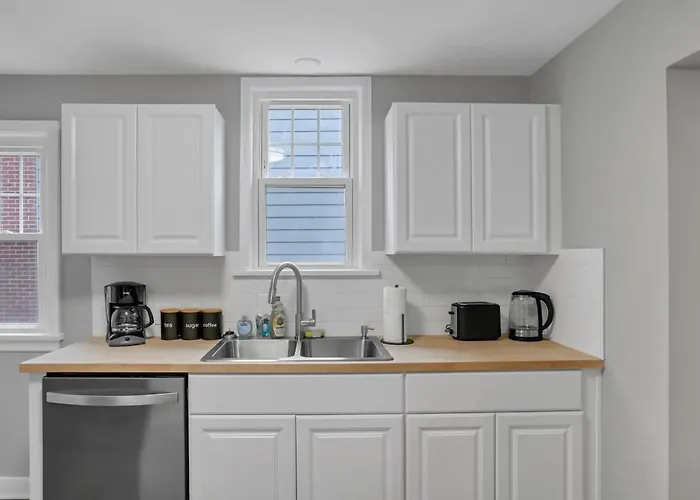 The Huron Charmer-4 Bd And Yard * Columbus